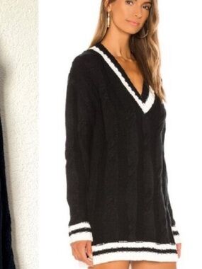 Revolve Superdown Medium Shawnie Varsity Academia VNeck Cable Knit Sweater Dress